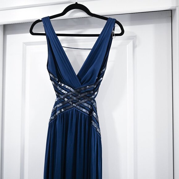 BCBGMaxAzria Size XS Strappy Sequin Open Back Formal Evening Dress - Picture 4 of 11